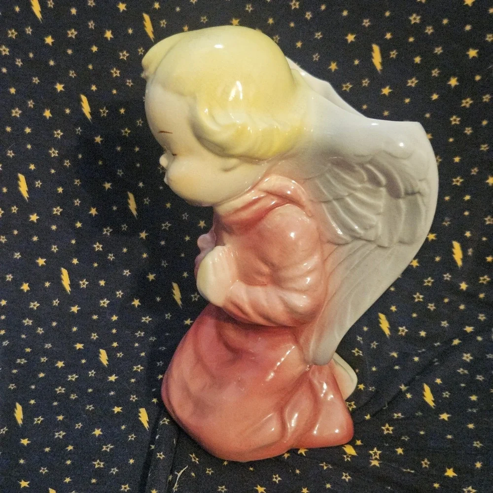 Vintage Pink‎ Praying Angel Wall Pocket Planter Vase Ceramic 8
